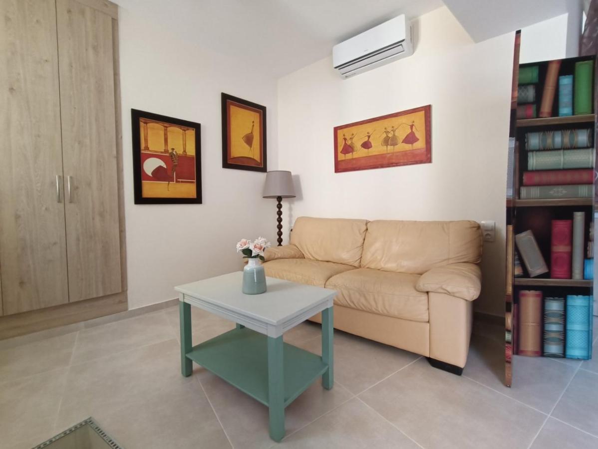 Kalamitsi 2 Floor *